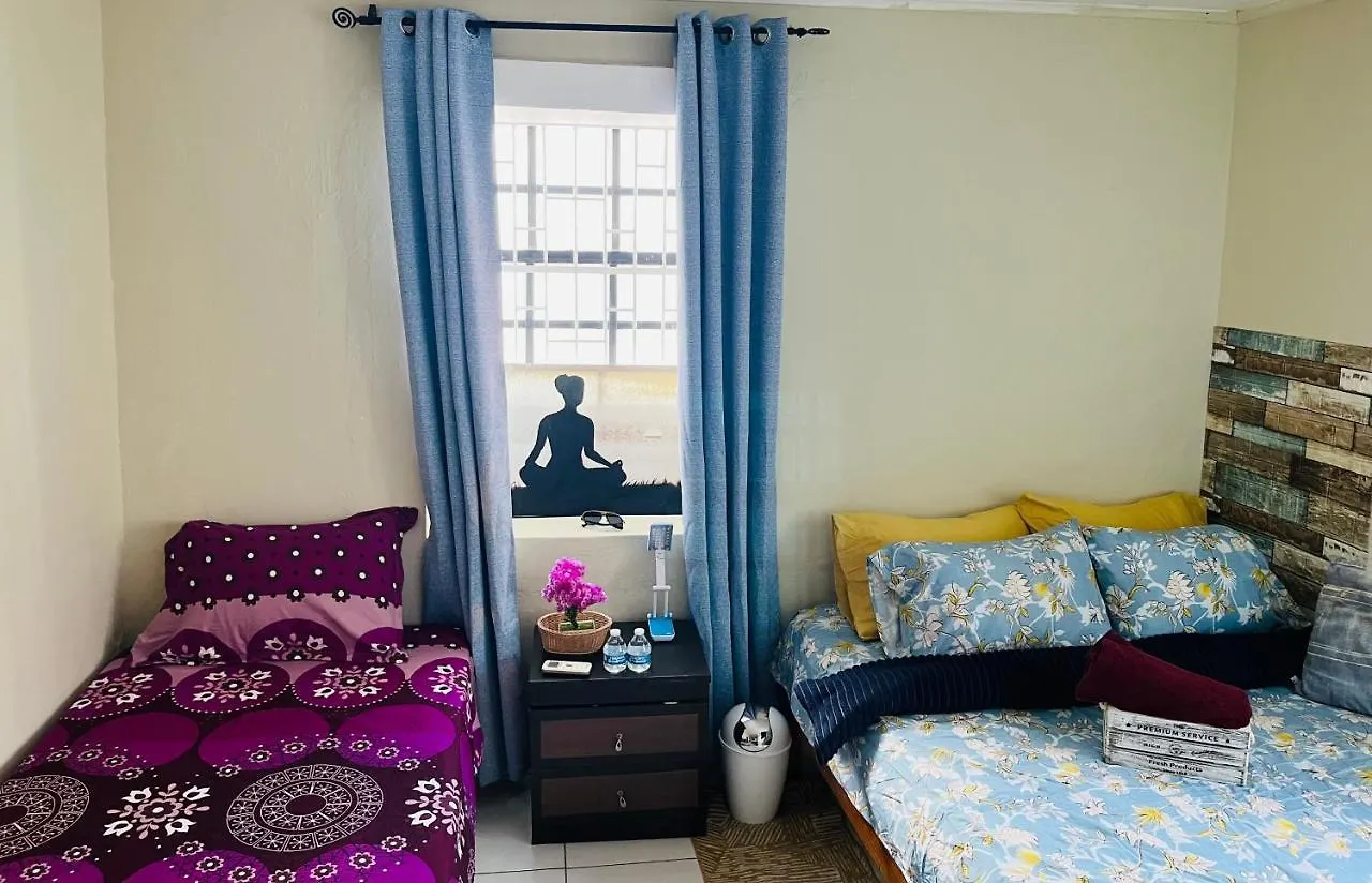 ** Economy hotel La Bienvenue Hotel Willemstad Curacao