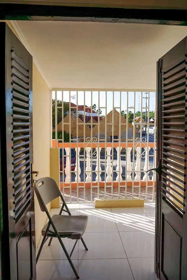 La Bienvenue Hotel Willemstad 2*,